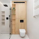 Apartment Nowoczesny Przy Plazy Z Parkingiem By Renters