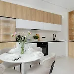 Nowoczesny Przy Plazy Z Parkingiem By Renters Apartment *