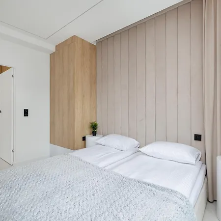 Nowoczesny Przy Plazy Z Parkingiem By Renters Apartamento Ustronie Morskie