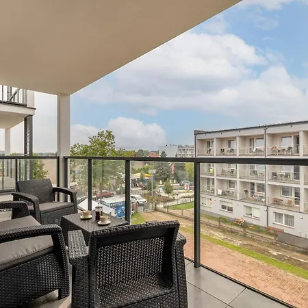 Nowoczesny Przy Plazy Z Parkingiem By Renters Ustronie Morskie